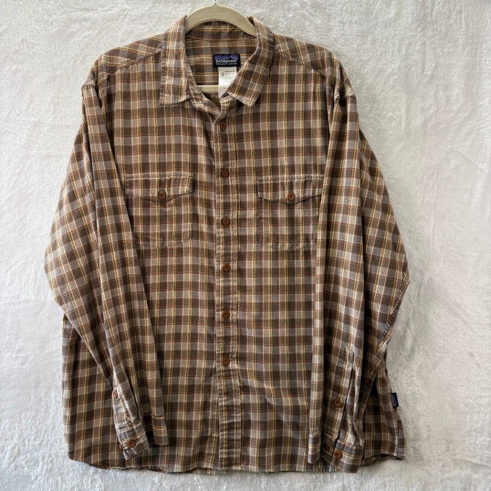 Patagonia Organic Cotton Mens XL Brown Plaid Flannel Long Sleeve Button Up Shirt